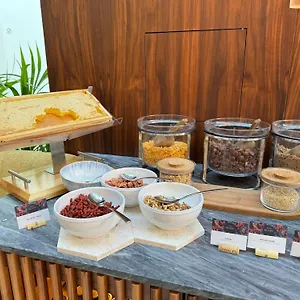 Duo Lisbon, Curio Collection By Hilton Hotel Lisbon